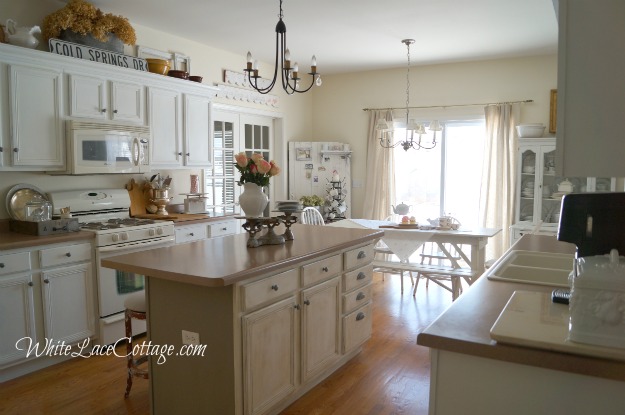 019frenchfarmhousekitchen