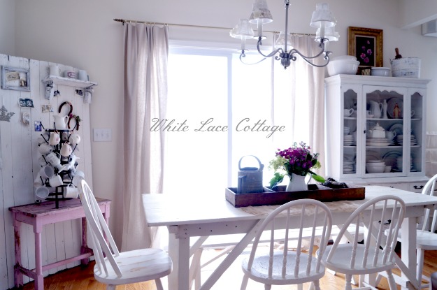 DSC06880farmhousetablespring