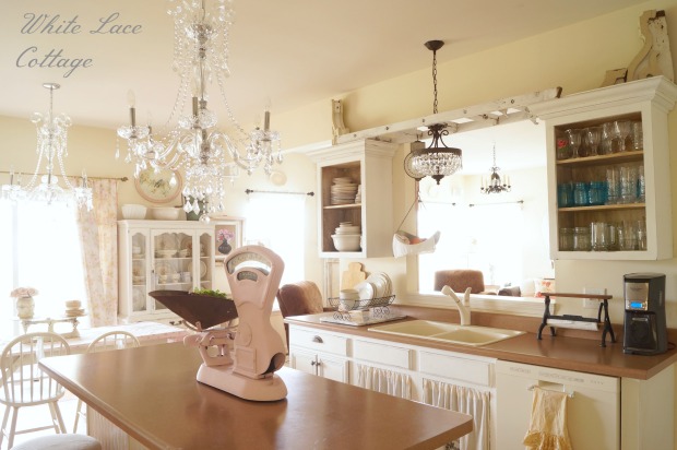 Crystal Chandeliers Shabby Romantic Kitchen - White Lace 