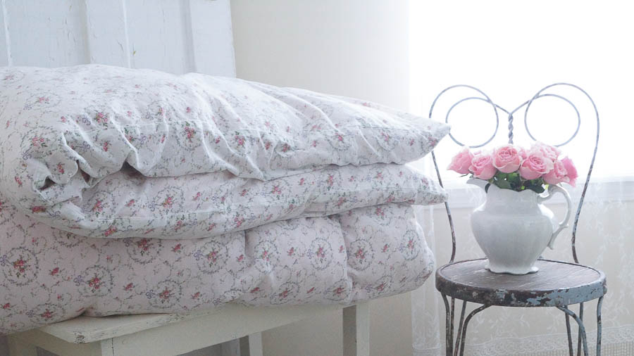 Washing A Vintage Feather Comforter Anne P Makeup And More