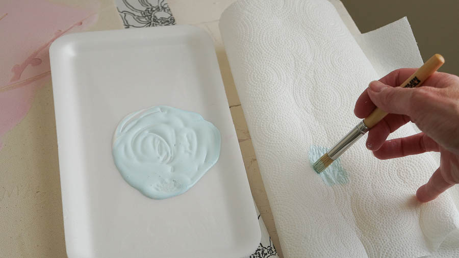 Paint a pillow cutting edge stencils white lace cottage (16 of 56)