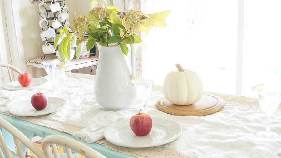 Table Setting Perfect For Fall