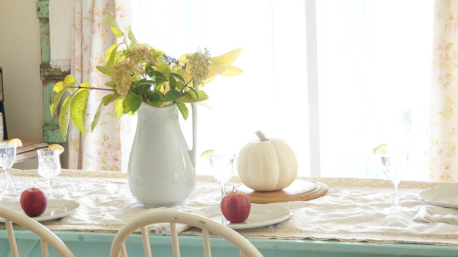 Table Setting Perfect For Fall