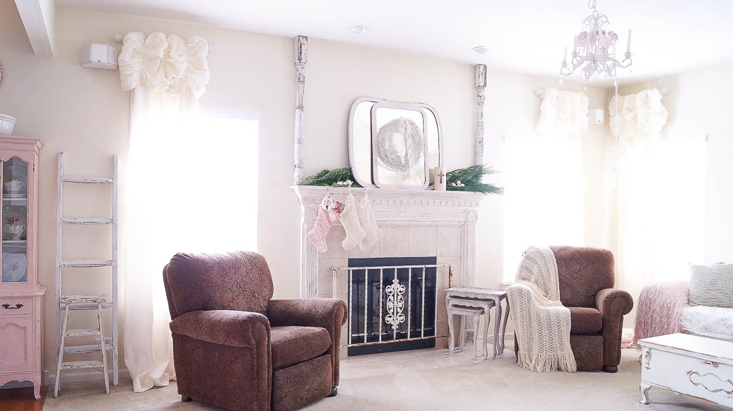 white lace cottage holiday christmas home tour shabby chic-07723