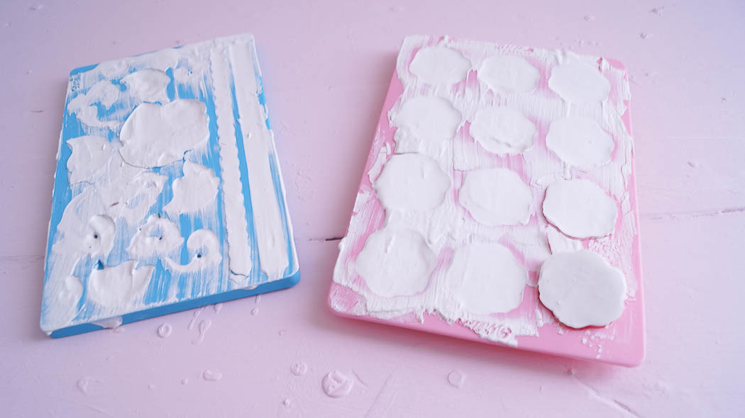 Create appliques using fondant molds