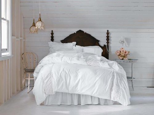 White Shabby Bedroom Ideas